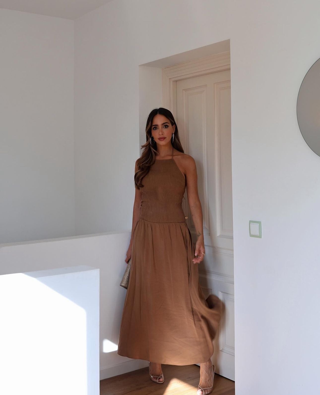 IRA - Rückenfreies gesmoktes Kleid